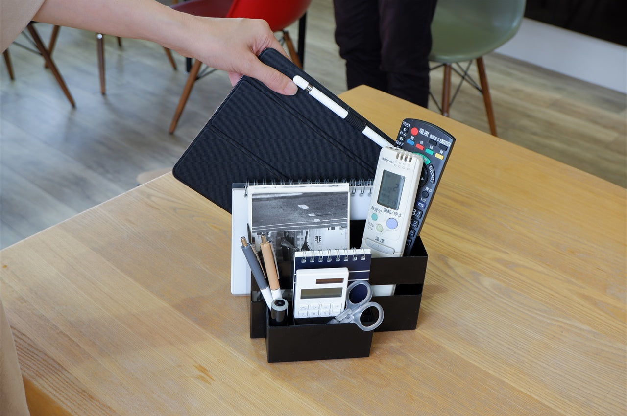 COLLEND コレンド Remote Control & Tablet Holder With Pocket リモコン&タブレットホルダー(ポケット付) リモコンホルダー タブレットホルダー